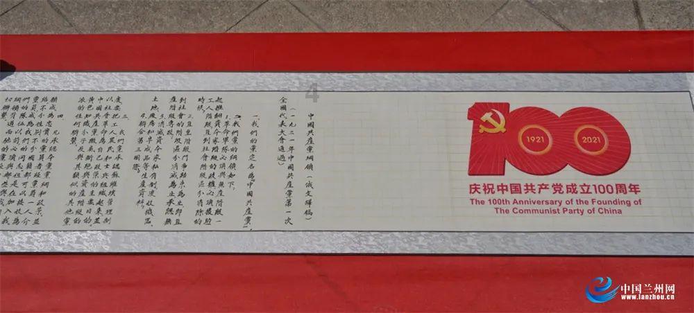新年首份利率决议重磅来袭，降息概率多大？纳斯达克100ETF（159659）资金面持续火热，年内份额增幅超240%